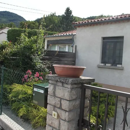 Maison Cebiere 卡斯特拉讷