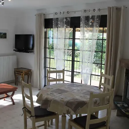 Holiday home Maison Cebiere